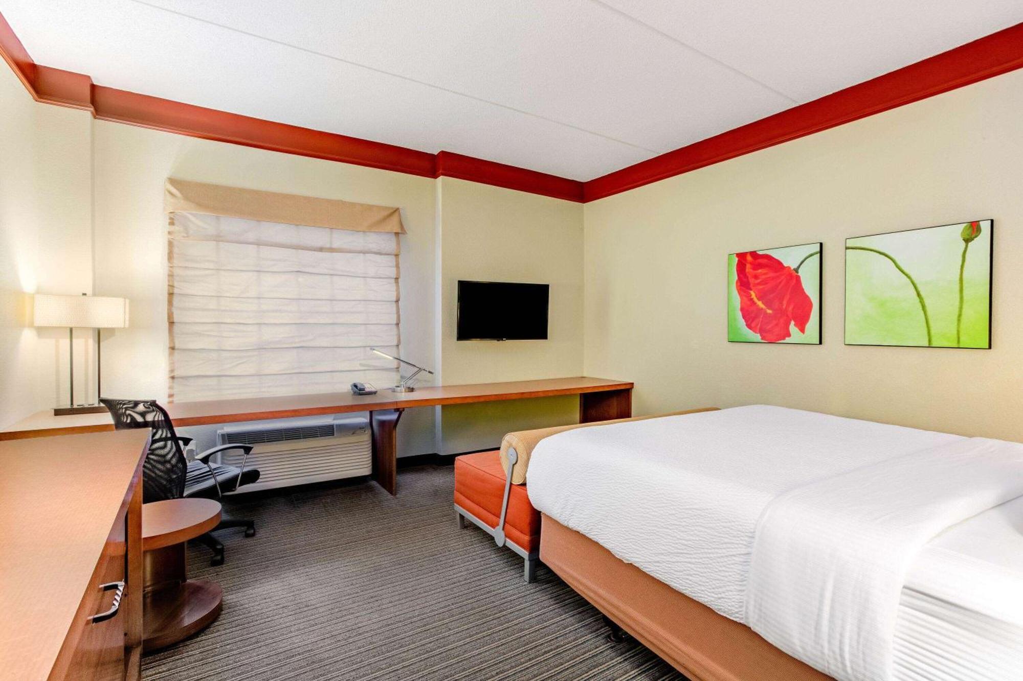 Hotel La Quinta By Wyndham Raleigh/Durham Southpoint Esterno foto